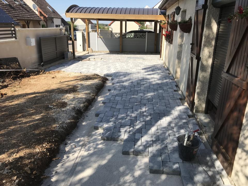 Pavage entrée de jardin
